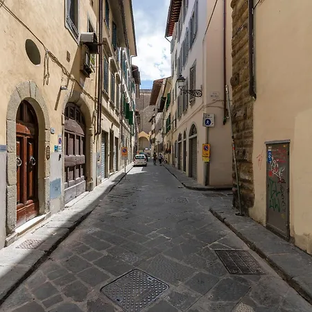 Apartment Pinzochere 16 Florenz