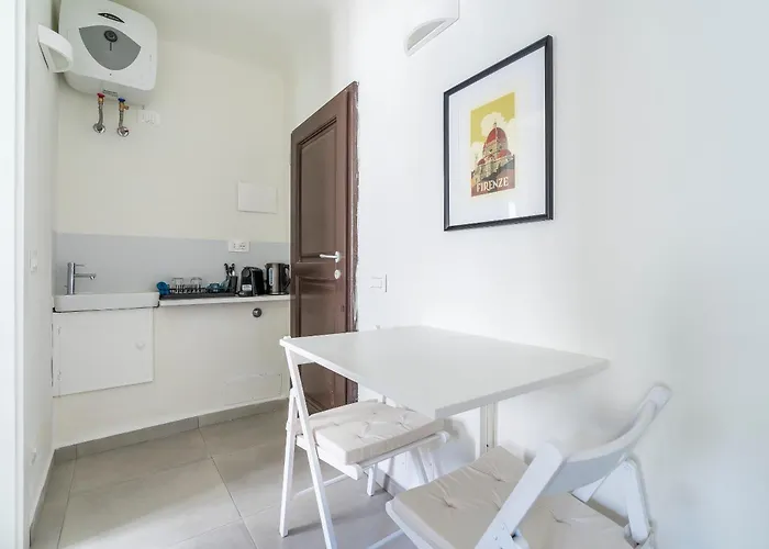Pinzochere 16 * Firenze